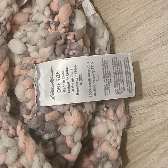 Eddie Bauer hat - Picture 3 of 3